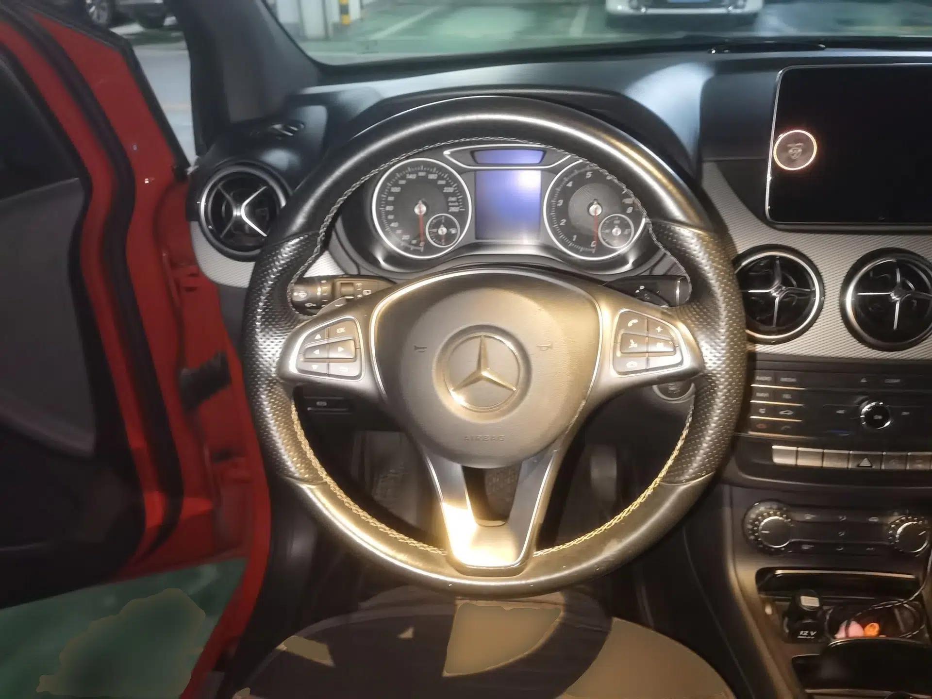 Mercedes-Benz B-Class 2015 B 200 Sport Edition — миниатюра 10