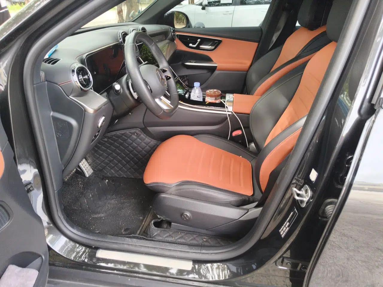 Mercedes-Benz GLC Coupe 2024 GLC 260 4MATIC Coupe SUV — миниатюра 16