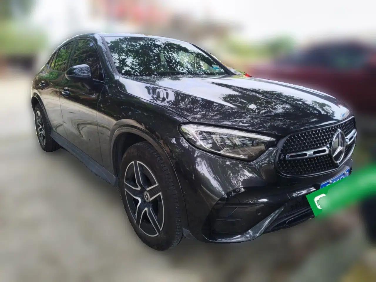 Mercedes-Benz GLC Coupe 2024 GLC 260 4MATIC Coupe SUV — миниатюра 3