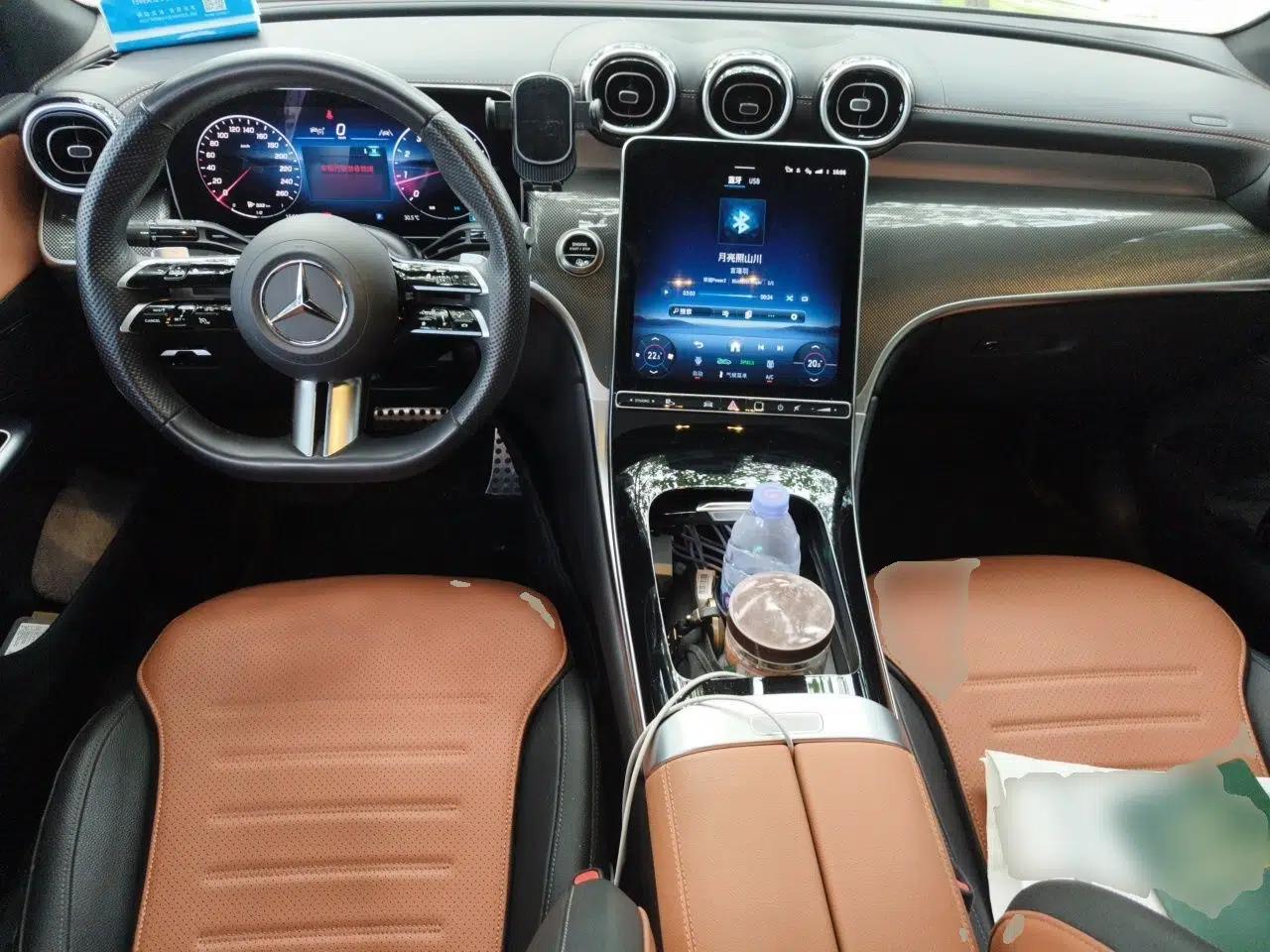 Mercedes-Benz GLC Coupe 2024 GLC 260 4MATIC Coupe SUV — миниатюра 9