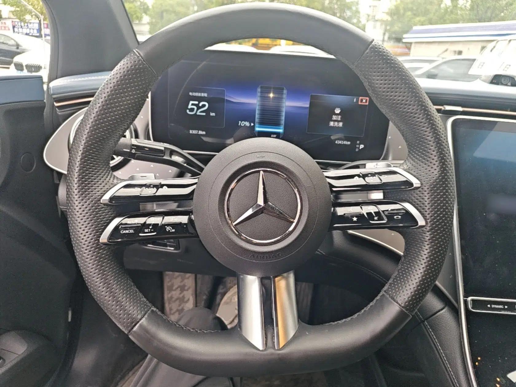Mercedes-Benz EQE 2022 350 First Edition Special Version — миниатюра 18