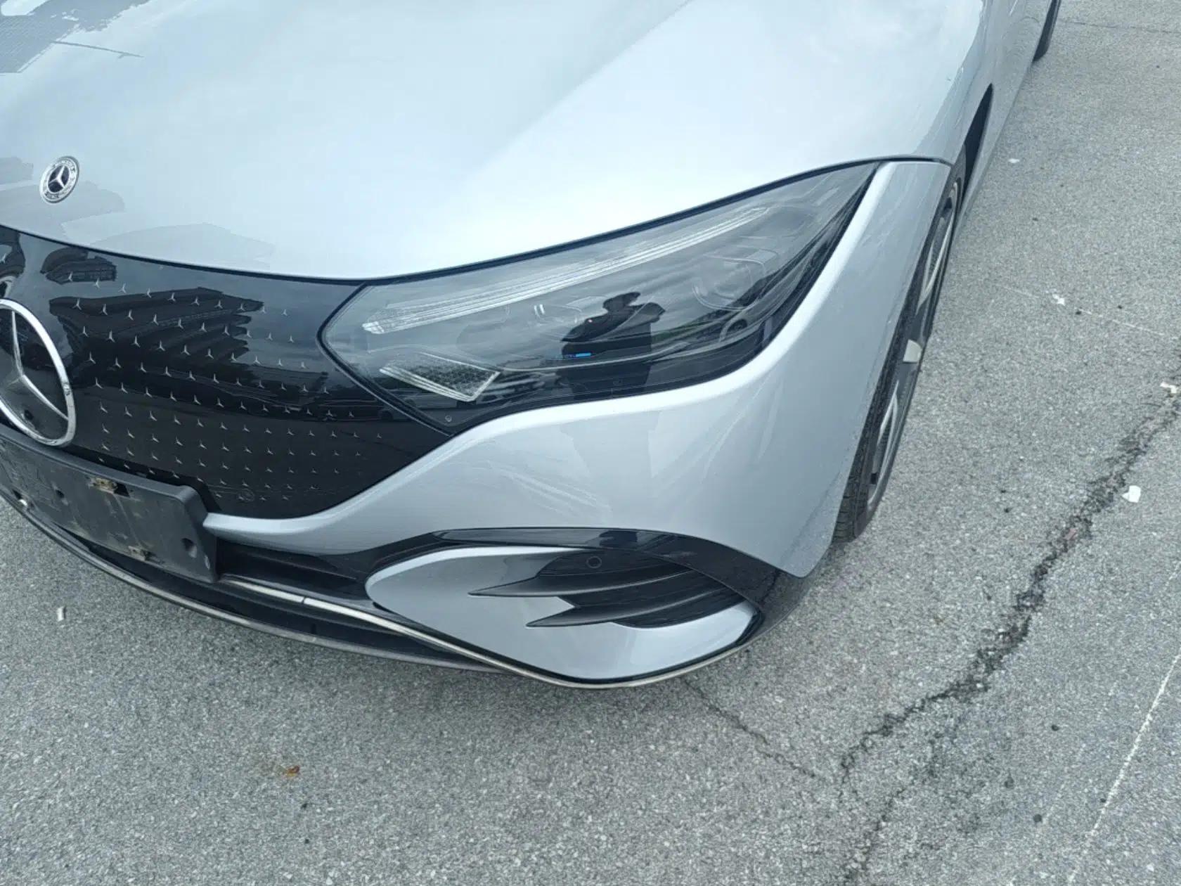 Mercedes-Benz EQE 2022 350 First Edition Special Version — миниатюра 8