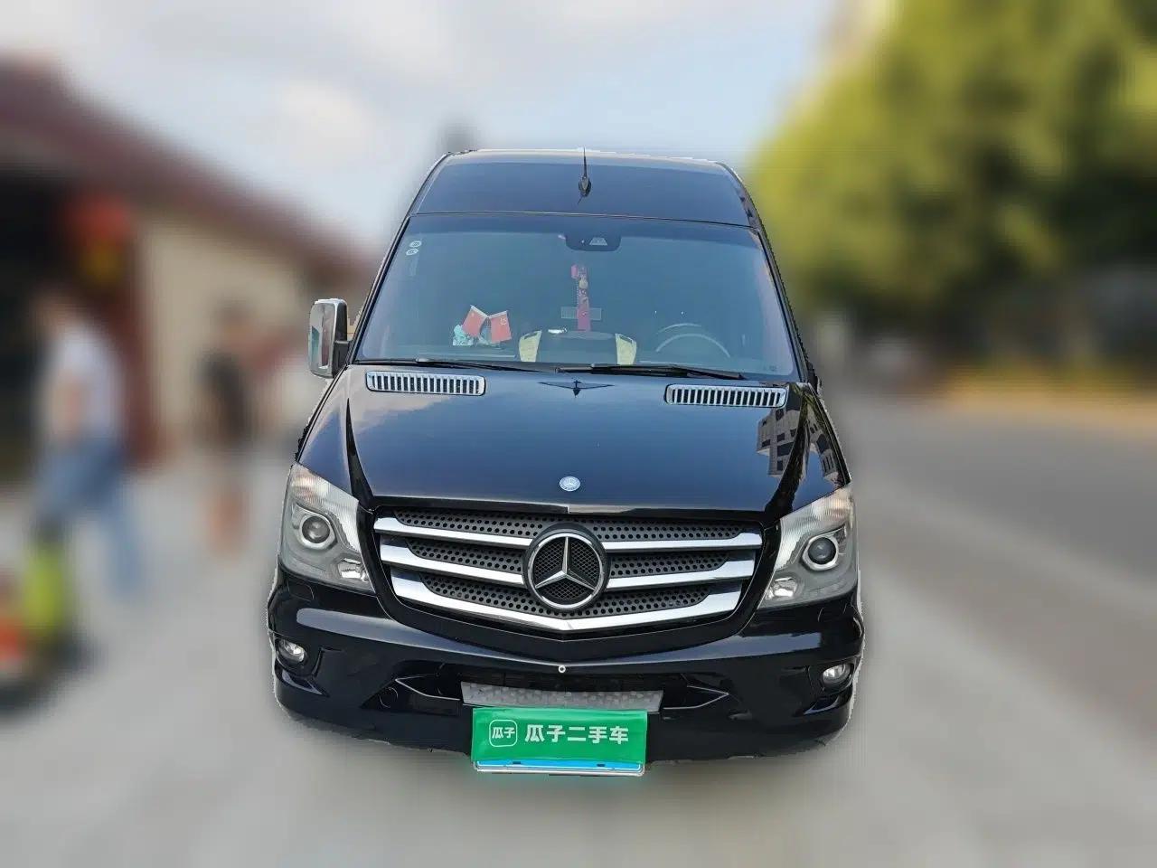 Mercedes-Benz Sprinter Mercedes-Benz Sprinter New Kai conversion, 2014 model, 3.5L automatic, 7 seats. — миниатюра 2