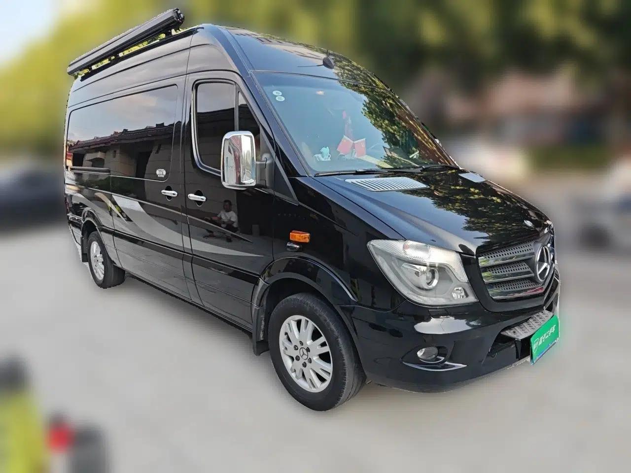 Mercedes-Benz Sprinter Mercedes-Benz Sprinter New Kai conversion, 2014 model, 3.5L automatic, 7 seats. — миниатюра 3
