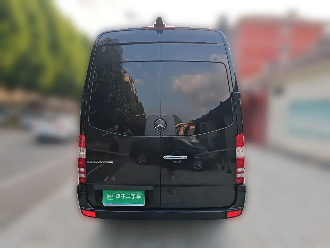 Mercedes-Benz Sprinter Mercedes-Benz Sprinter New Kai conversion, 2014 model, 3.5L automatic, 7 seats. — миниатюра 5