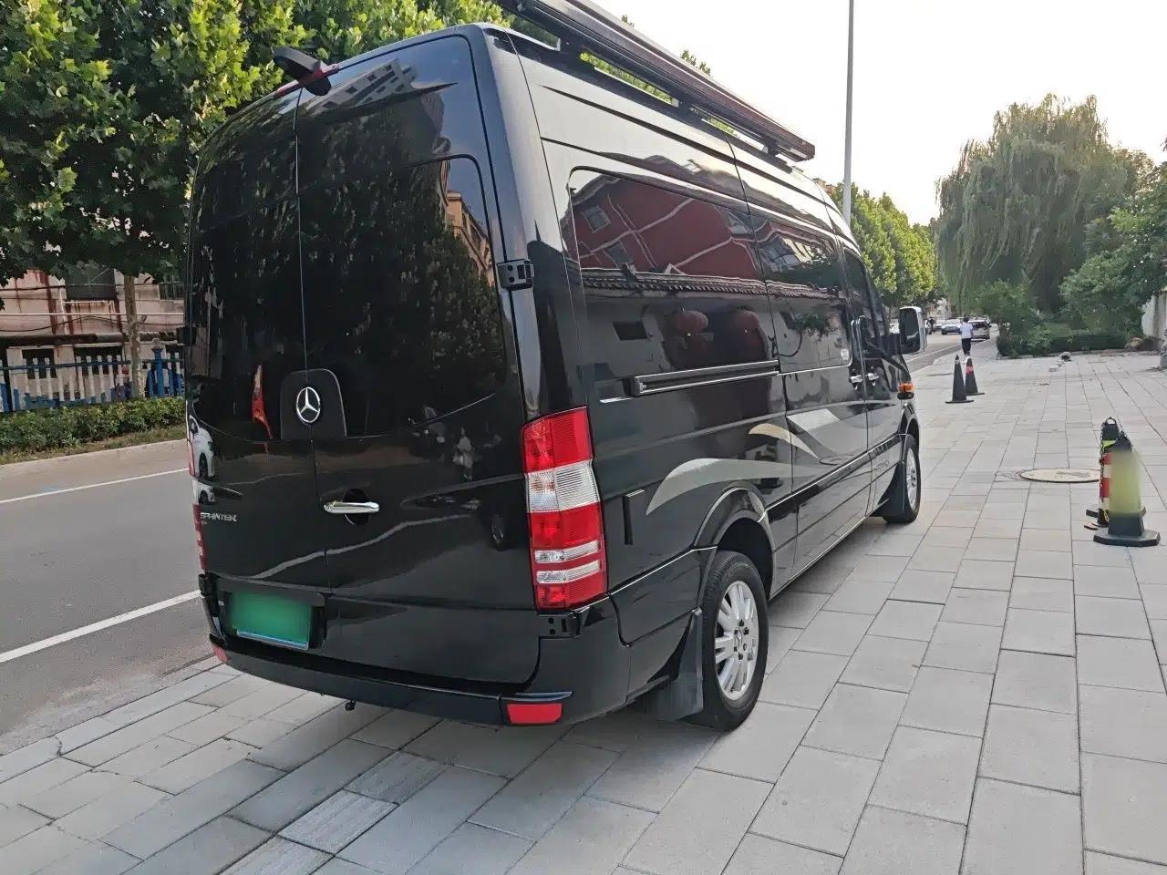 Mercedes-Benz Sprinter Mercedes-Benz Sprinter New Kai conversion, 2014 model, 3.5L automatic, 7 seats. — миниатюра 6