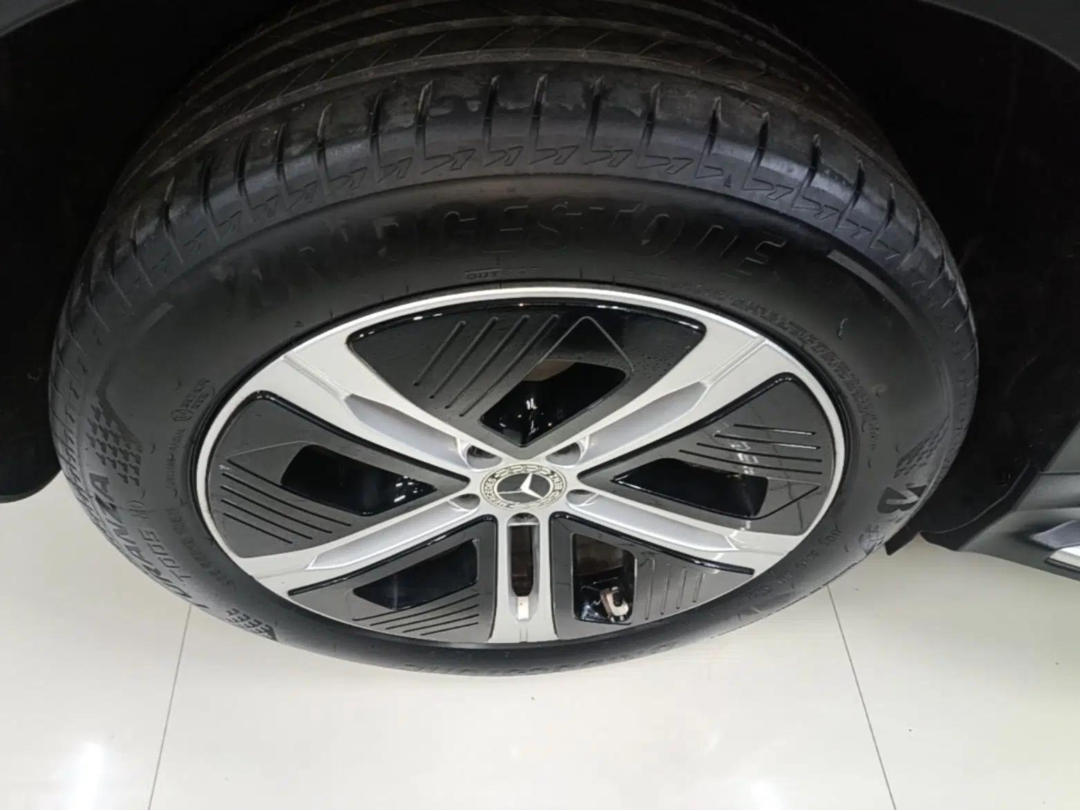 Mercedes-Benz EQE SUV 2024 500 4MATIC Pioneer Edition — миниатюра 11