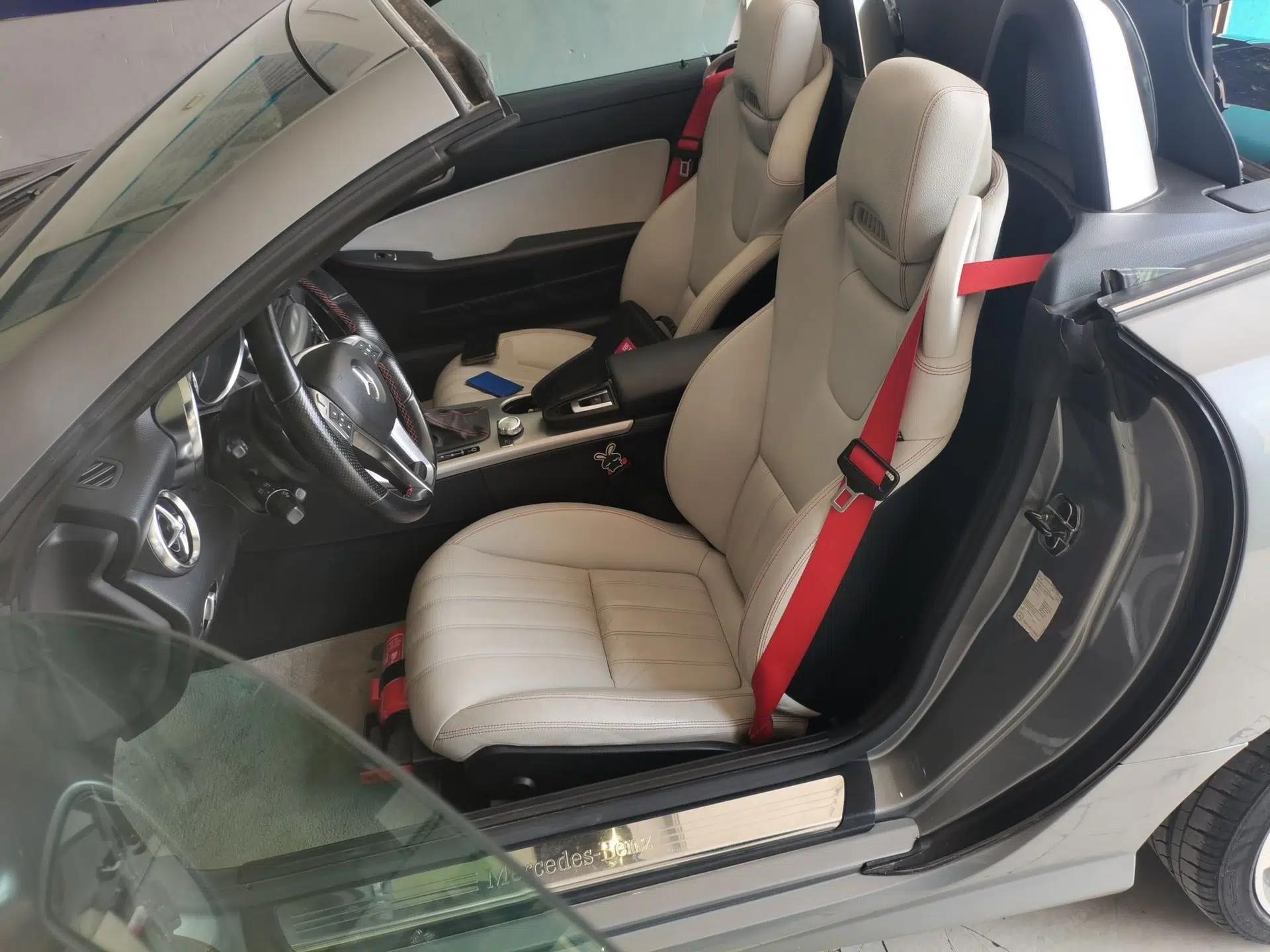 Mercedes-Benz SLK-Class 2011 SLK 200 Luxury Sports Model — миниатюра 15