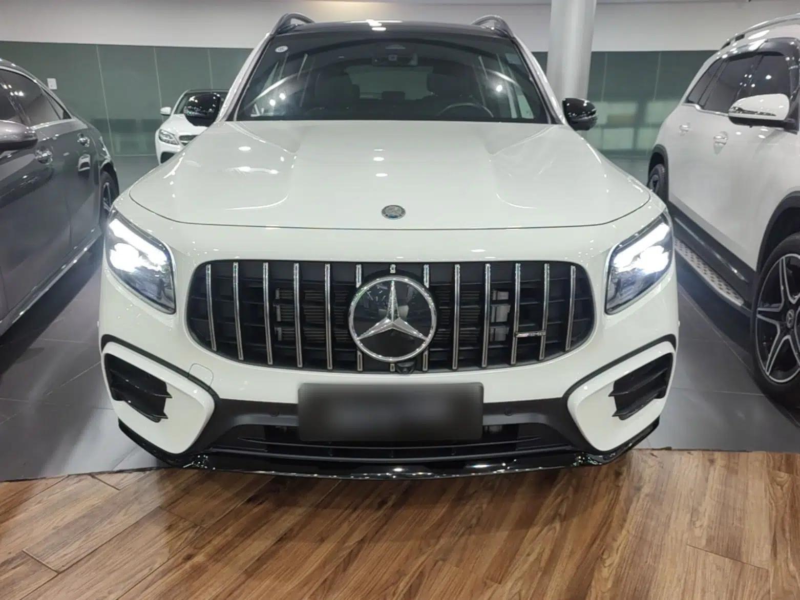 Mercedes-Benz GLB AMG 2024 AMG GLB 35 4MATIC — миниатюра 2