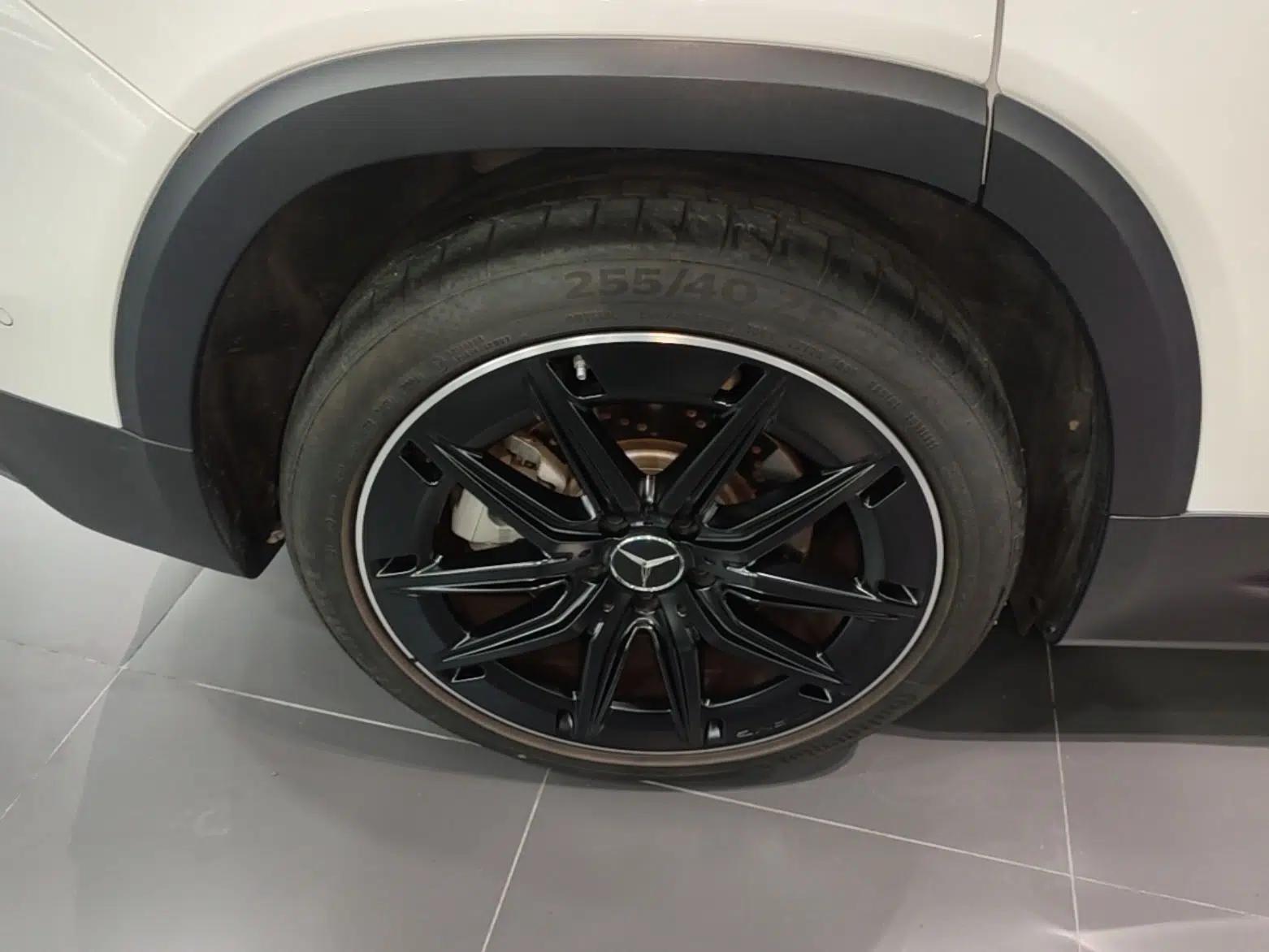 Mercedes-Benz GLB AMG 2024 AMG GLB 35 4MATIC — миниатюра 11