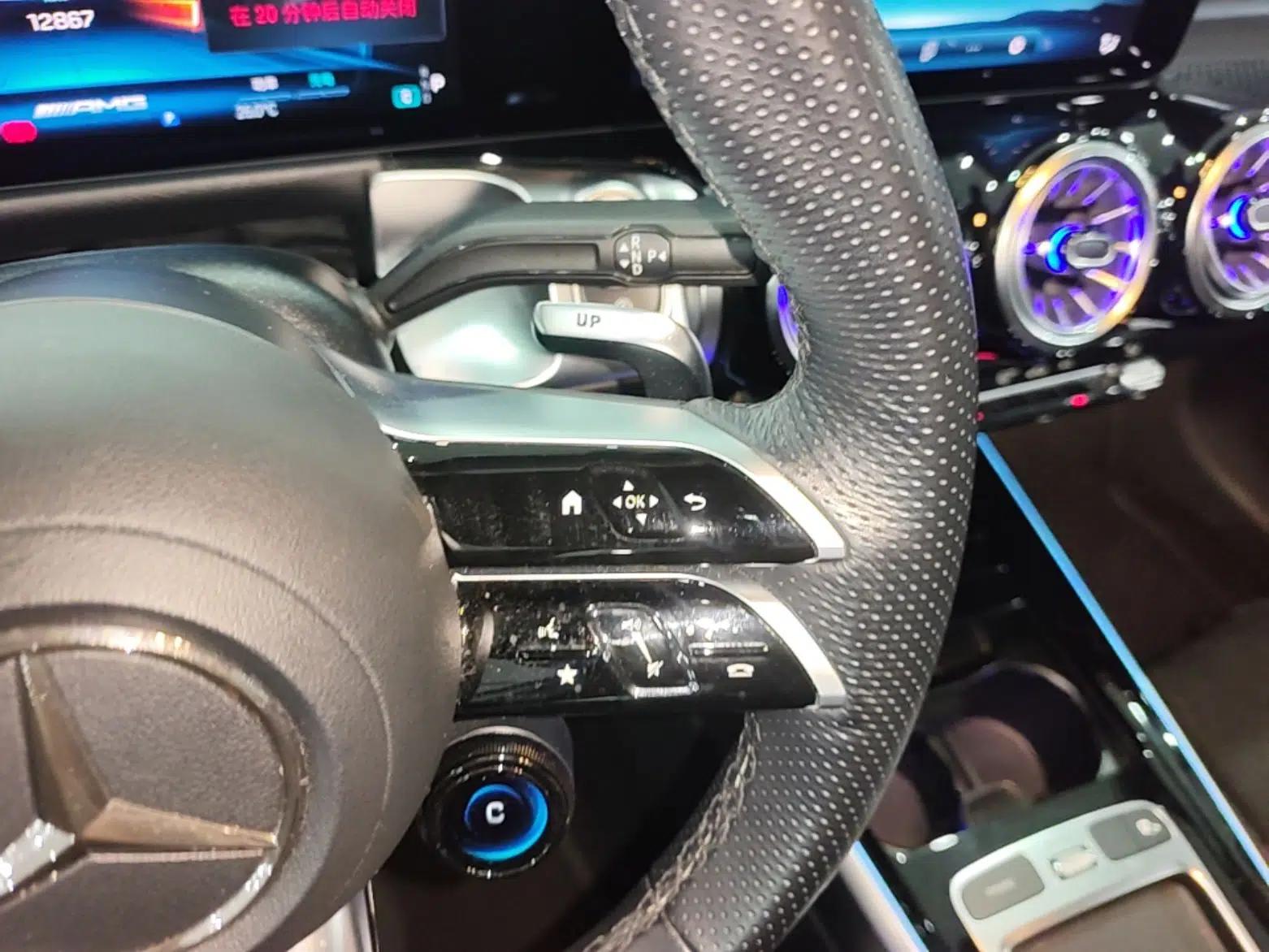 Mercedes-Benz GLB AMG 2024 AMG GLB 35 4MATIC — миниатюра 16