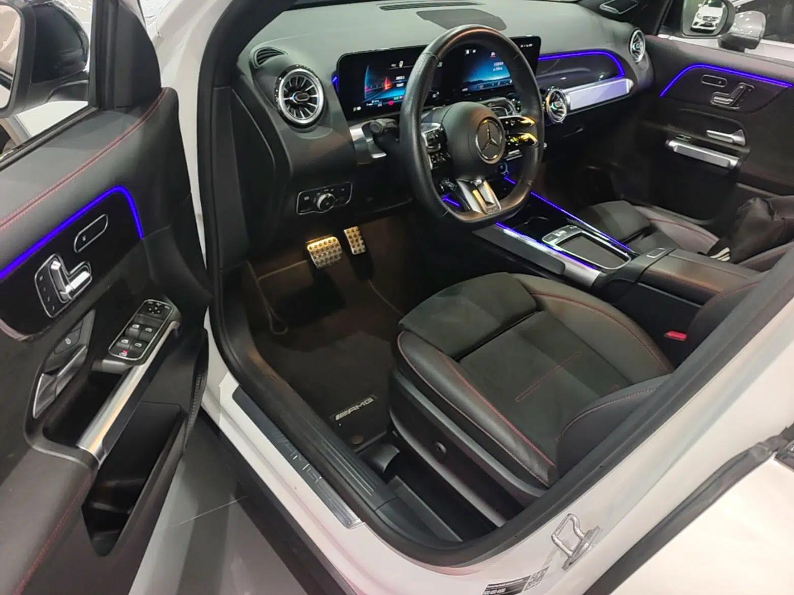 Mercedes-Benz GLB AMG 2024 AMG GLB 35 4MATIC — миниатюра 18