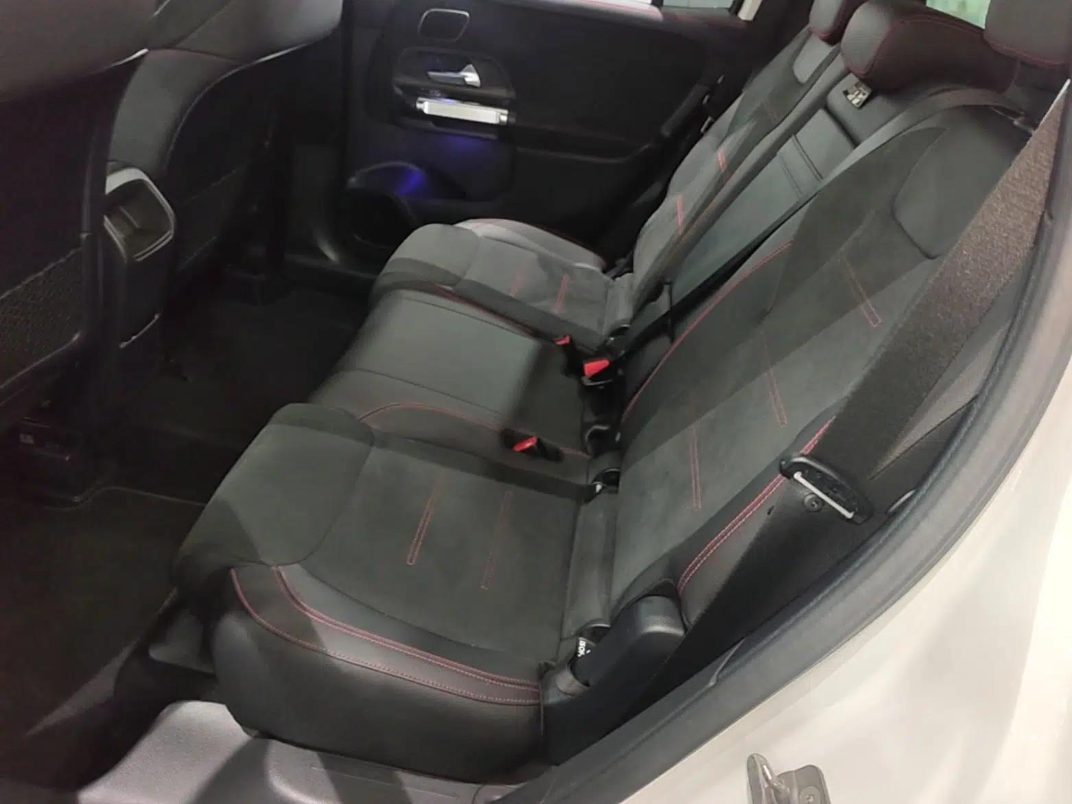 Mercedes-Benz GLB AMG 2024 AMG GLB 35 4MATIC — миниатюра 20