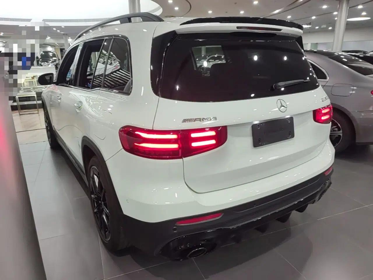 Mercedes-Benz GLB AMG 2024 AMG GLB 35 4MATIC — миниатюра 4