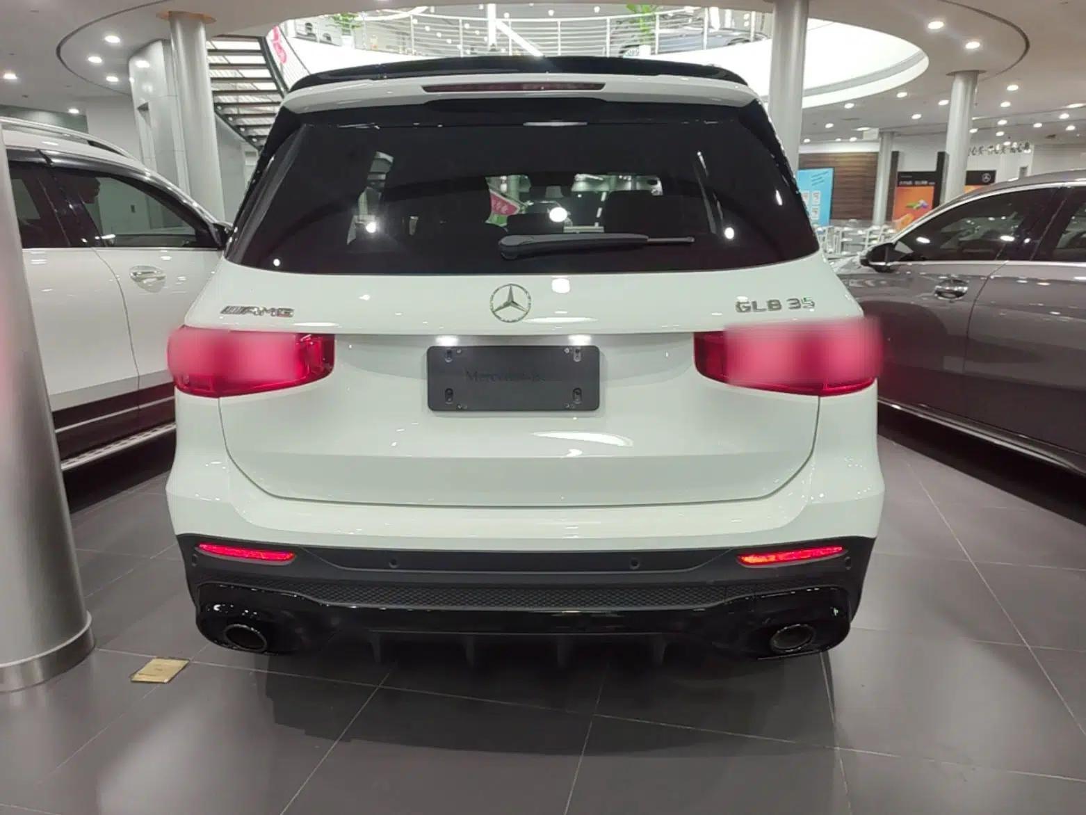 Mercedes-Benz GLB AMG 2024 AMG GLB 35 4MATIC — миниатюра 5