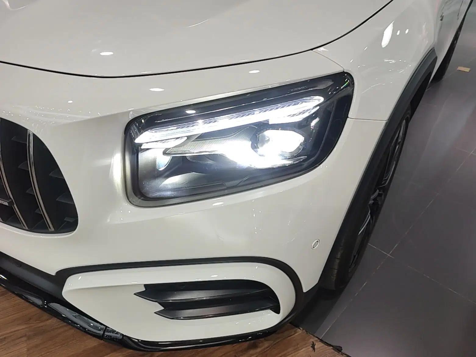Mercedes-Benz GLB AMG 2024 AMG GLB 35 4MATIC — миниатюра 8