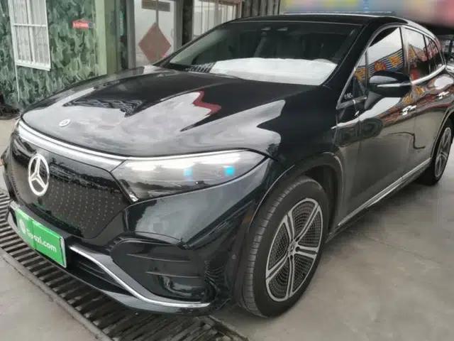 Mercedes-Benz EQS SUV 2023 450+