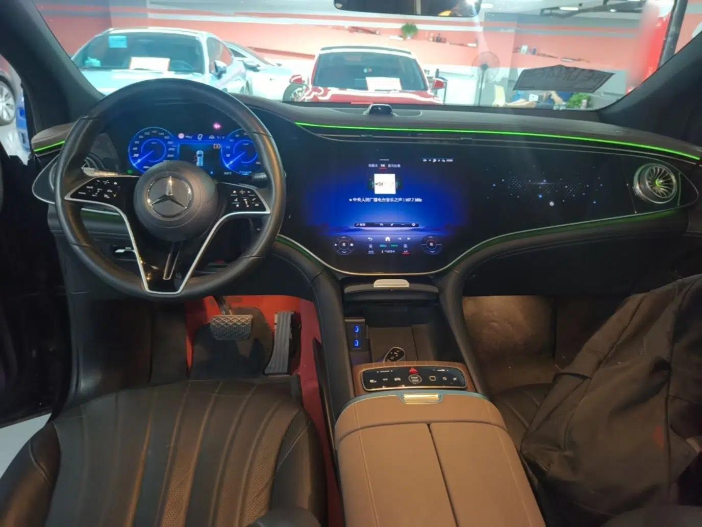 Mercedes-Benz EQS SUV 2023 450 4MATIC Pioneer Edition — миниатюра 17