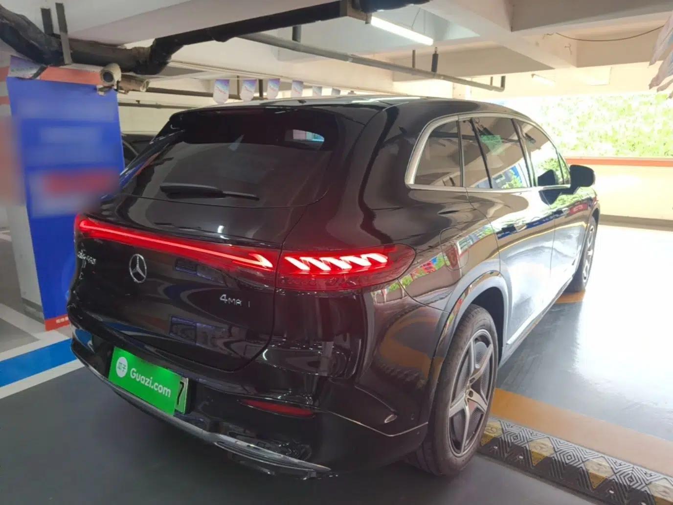 Mercedes-Benz EQS SUV 2023 450 4MATIC Pioneer Edition — миниатюра 6
