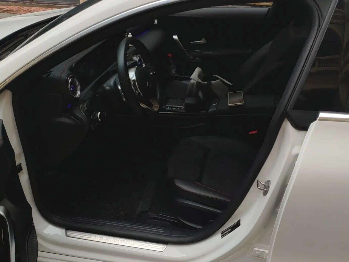 Mercedes-Benz CLA 2021 CLA 200 — миниатюра 17