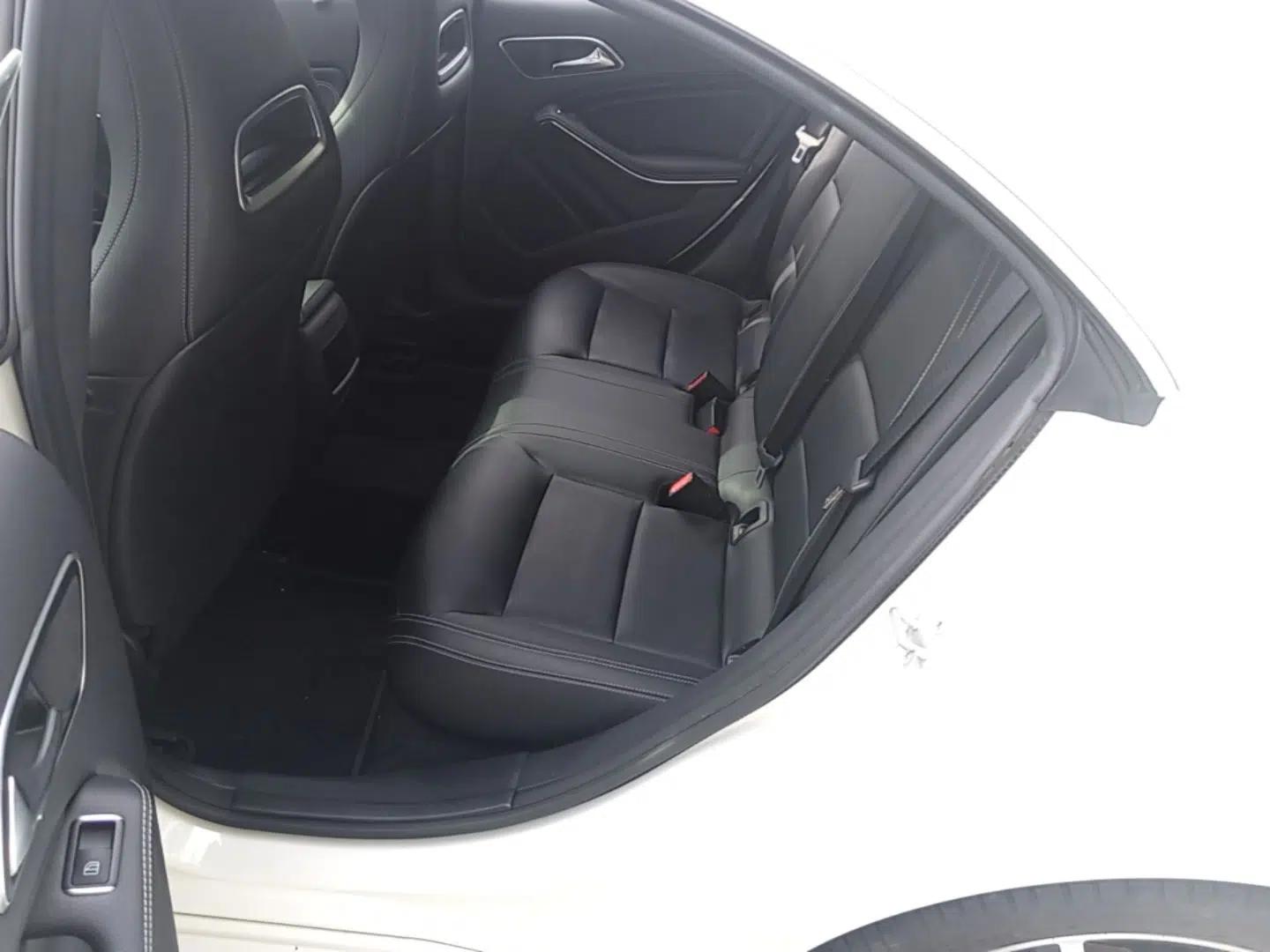 Mercedes-Benz CLA 2016 CLA 200 Style Edition — миниатюра 25