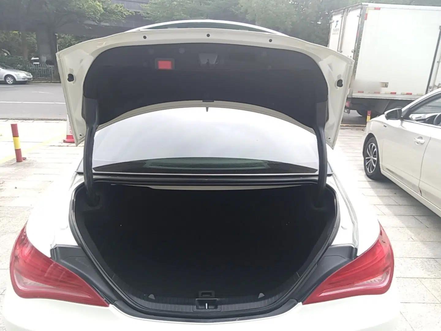 Mercedes-Benz CLA 2016 CLA 200 Style Edition — миниатюра 27