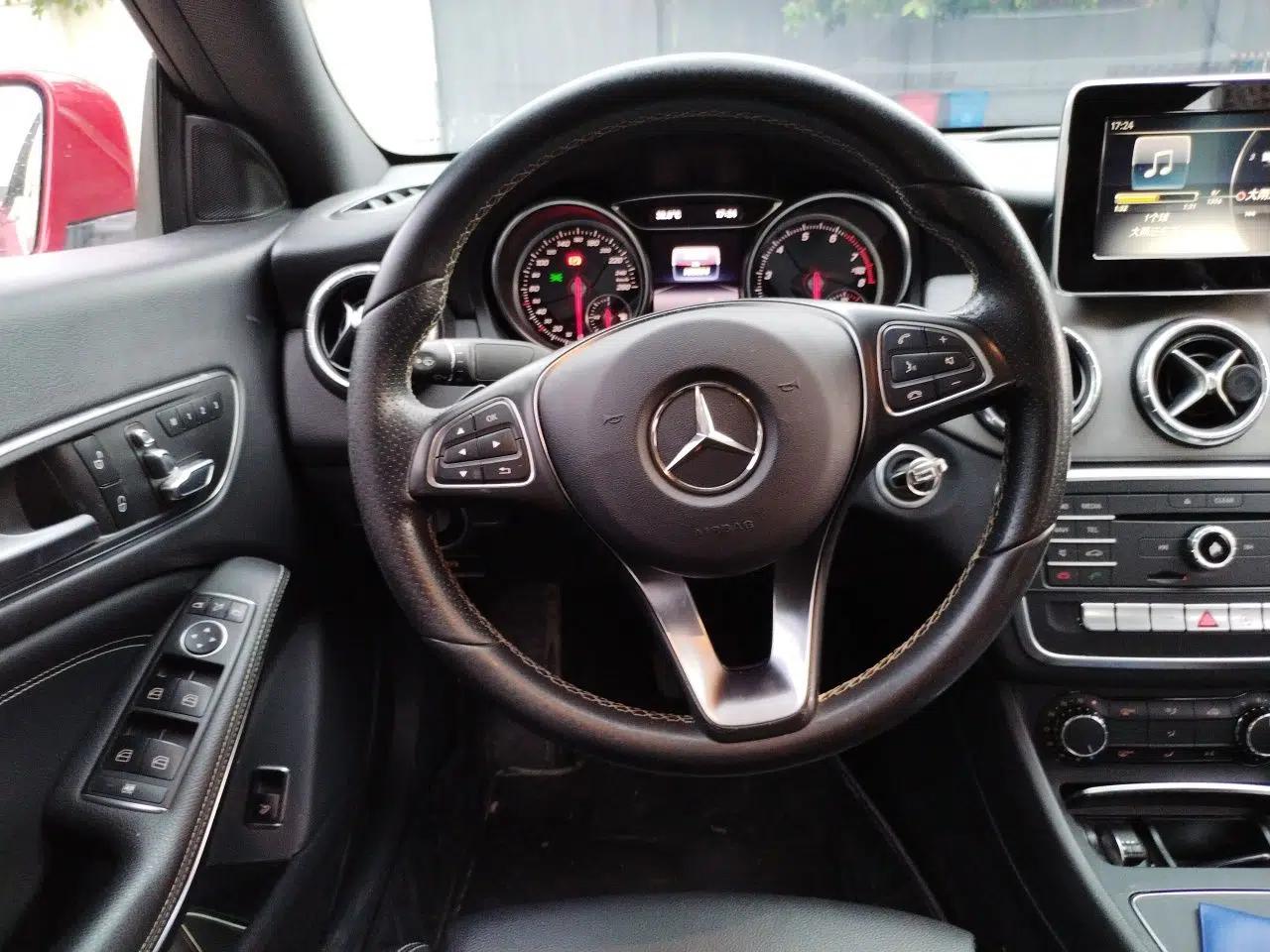 Mercedes-Benz CLA 2016 Facelifted CLA 200 Stylish Edition — миниатюра 10