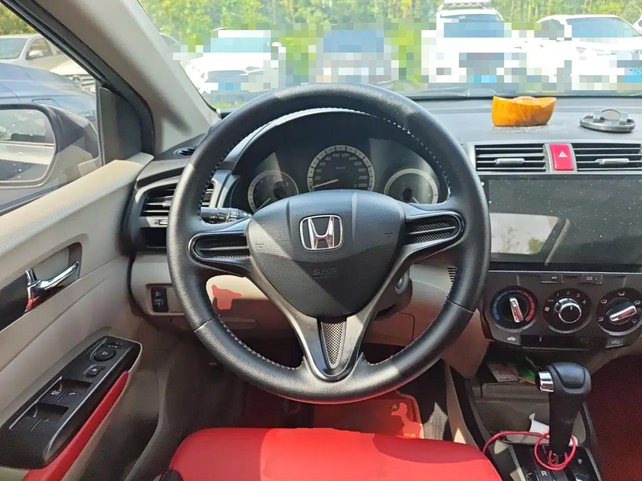 Honda City Classic 2012 1.5L Automatic Elite Edition — миниатюра 10