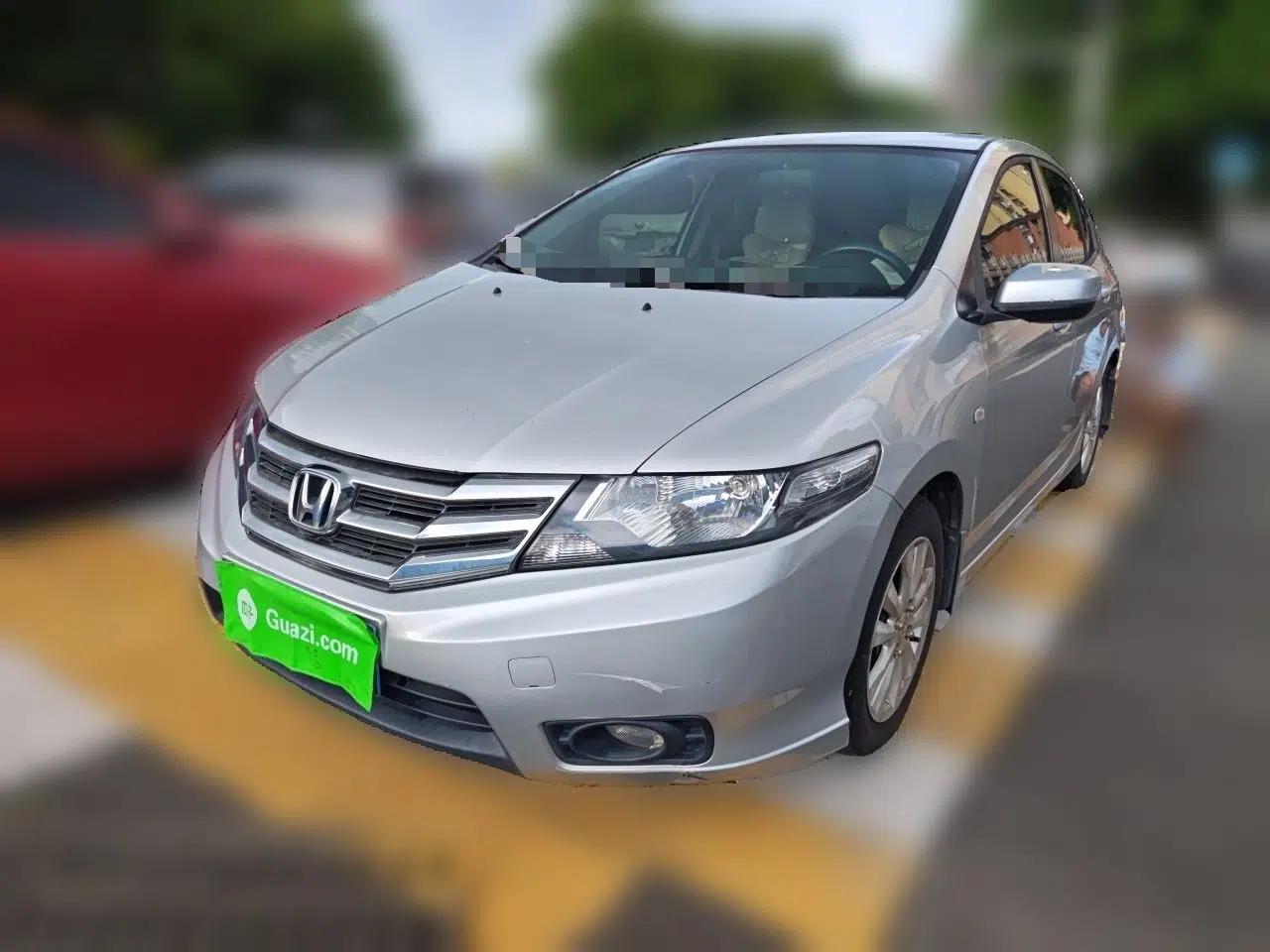 Honda City Classic 2012 1.5L manual Comfort version — миниатюра 1