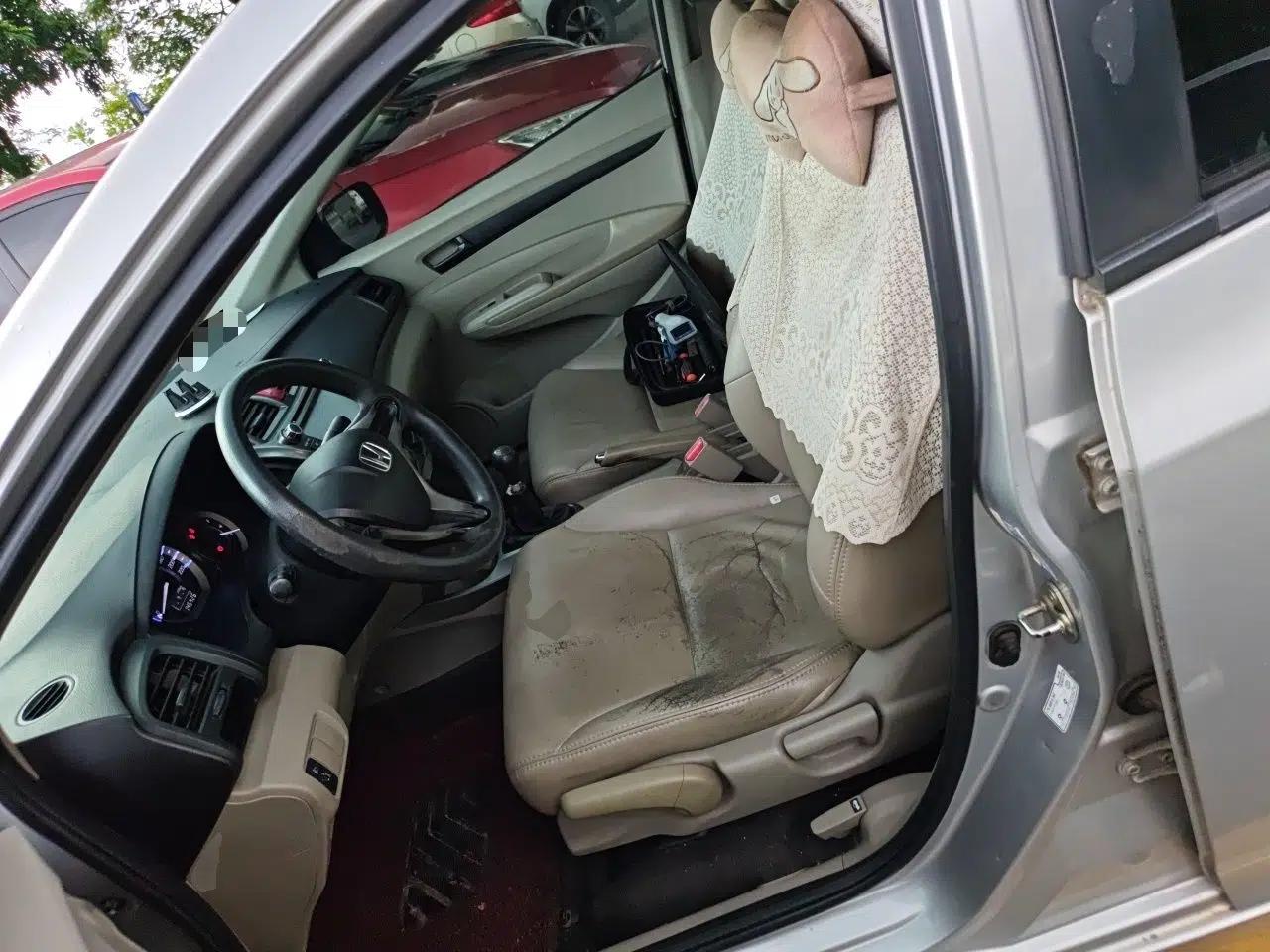 Honda City Classic 2012 1.5L manual Comfort version — миниатюра 15