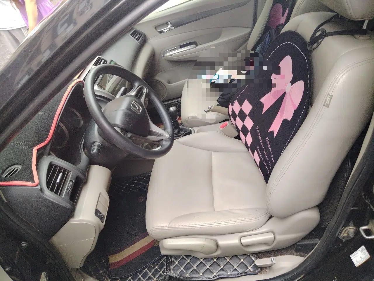 Honda City Classic 2012 1.5L manual Elite Edition — миниатюра 15