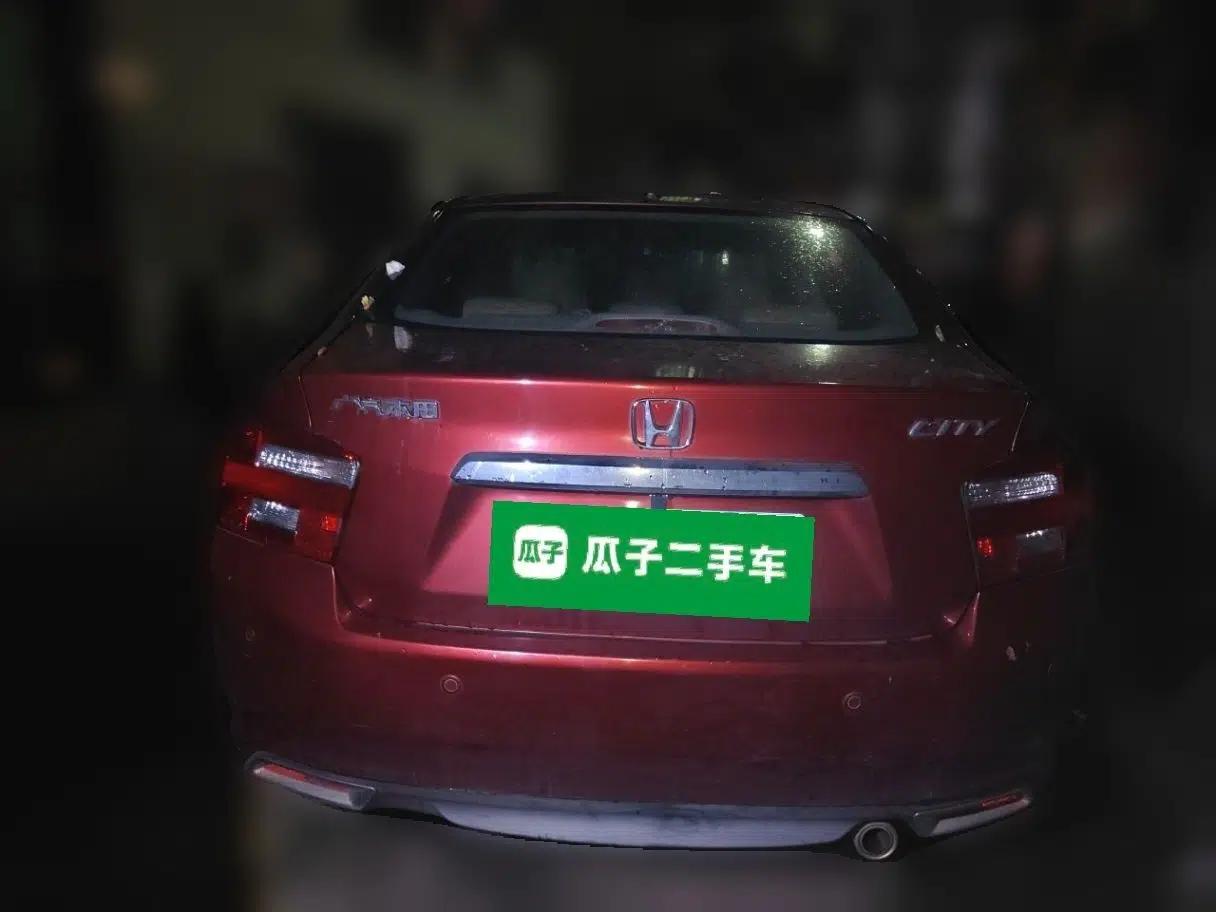 Honda City Classic 2014 Style 1.5L Automatic Elite Edition — миниатюра 5