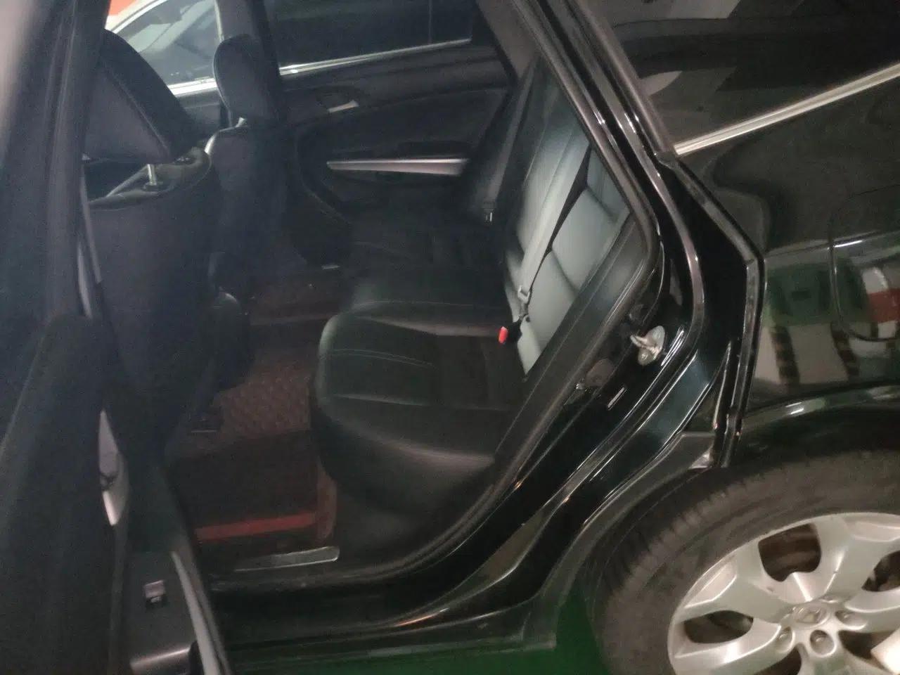 Honda Crosstour 2012 2.4L Luxury Edition — миниатюра 17