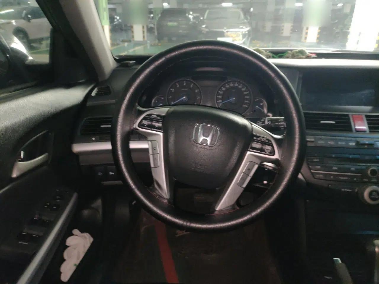 Honda Crosstour 2012 2.4L Luxury Edition — миниатюра 10