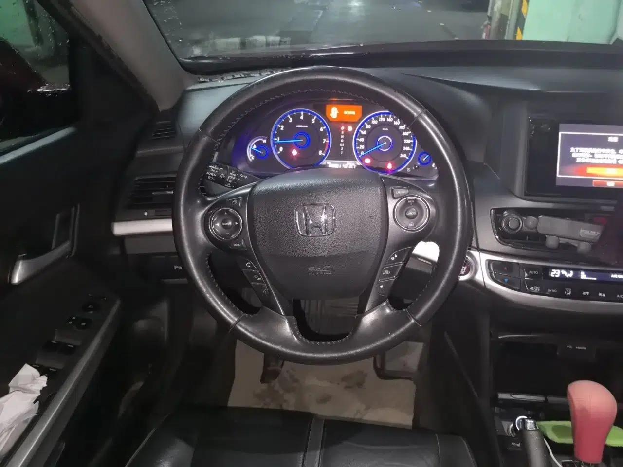 Honda Crosstour 2014 2.4L Luxury Edition — миниатюра 10