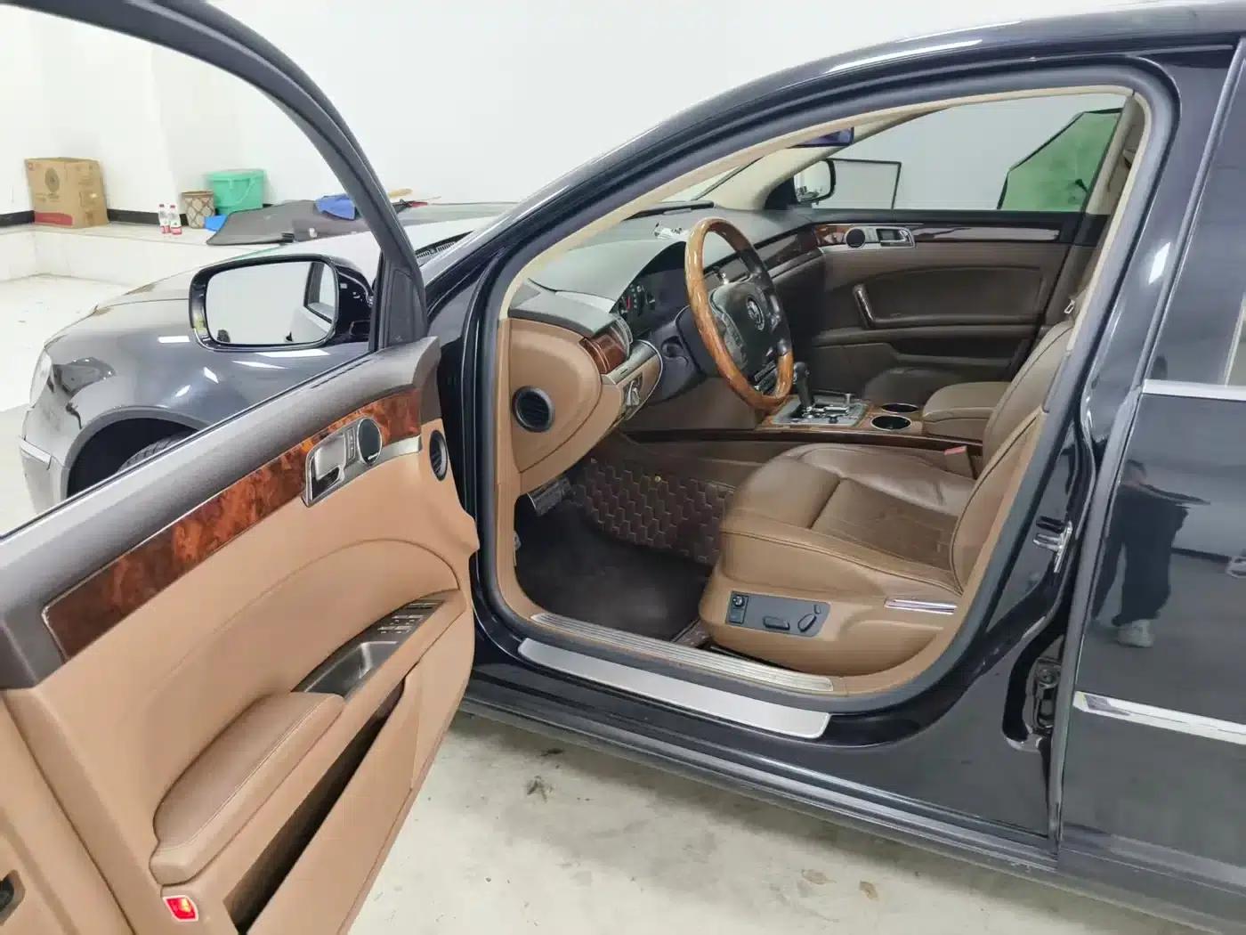 Phaeton 2011 3.6L V6 5-seater Extended Comfort Edition — миниатюра 14