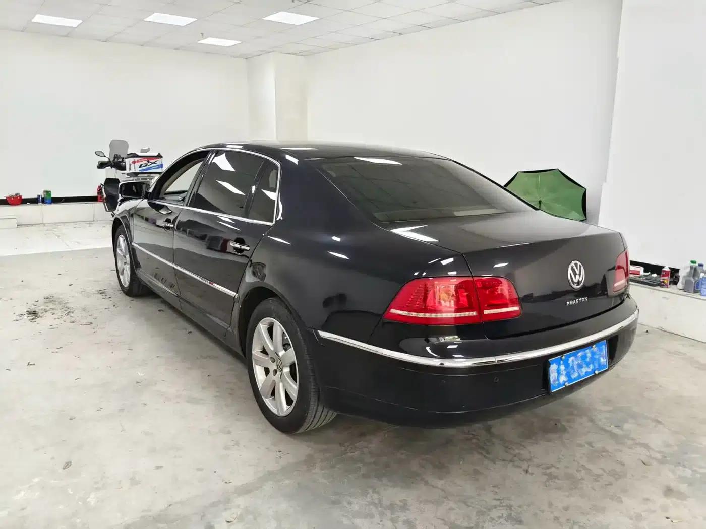Phaeton 2011 3.6L V6 5-seater Extended Comfort Edition — миниатюра 5