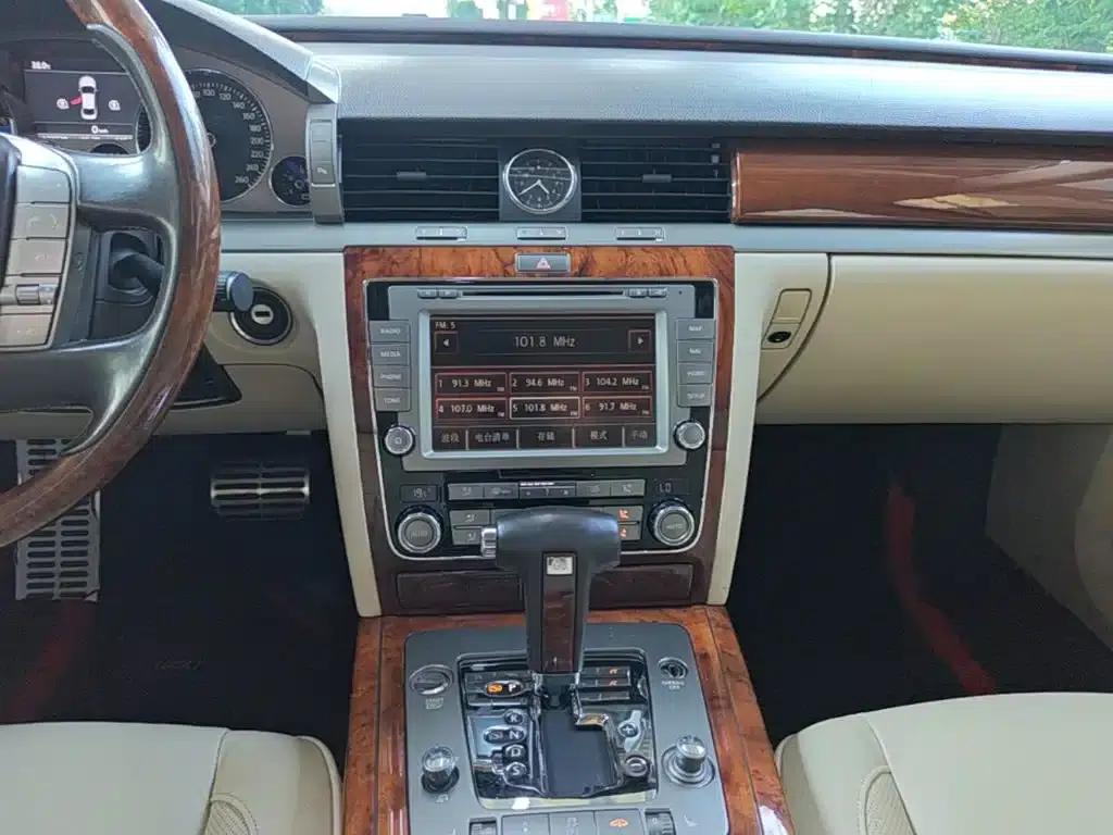 Phaeton 2012 3.0L Executive Edition — миниатюра 13