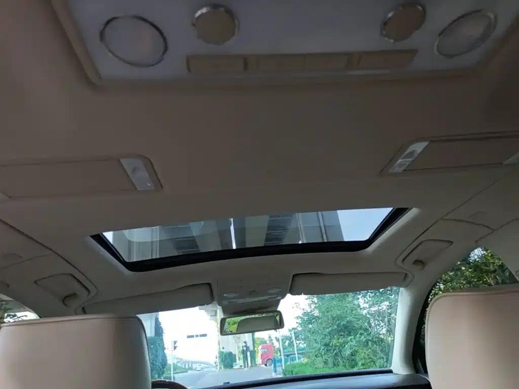 Phaeton 2012 3.0L Executive Edition — миниатюра 18