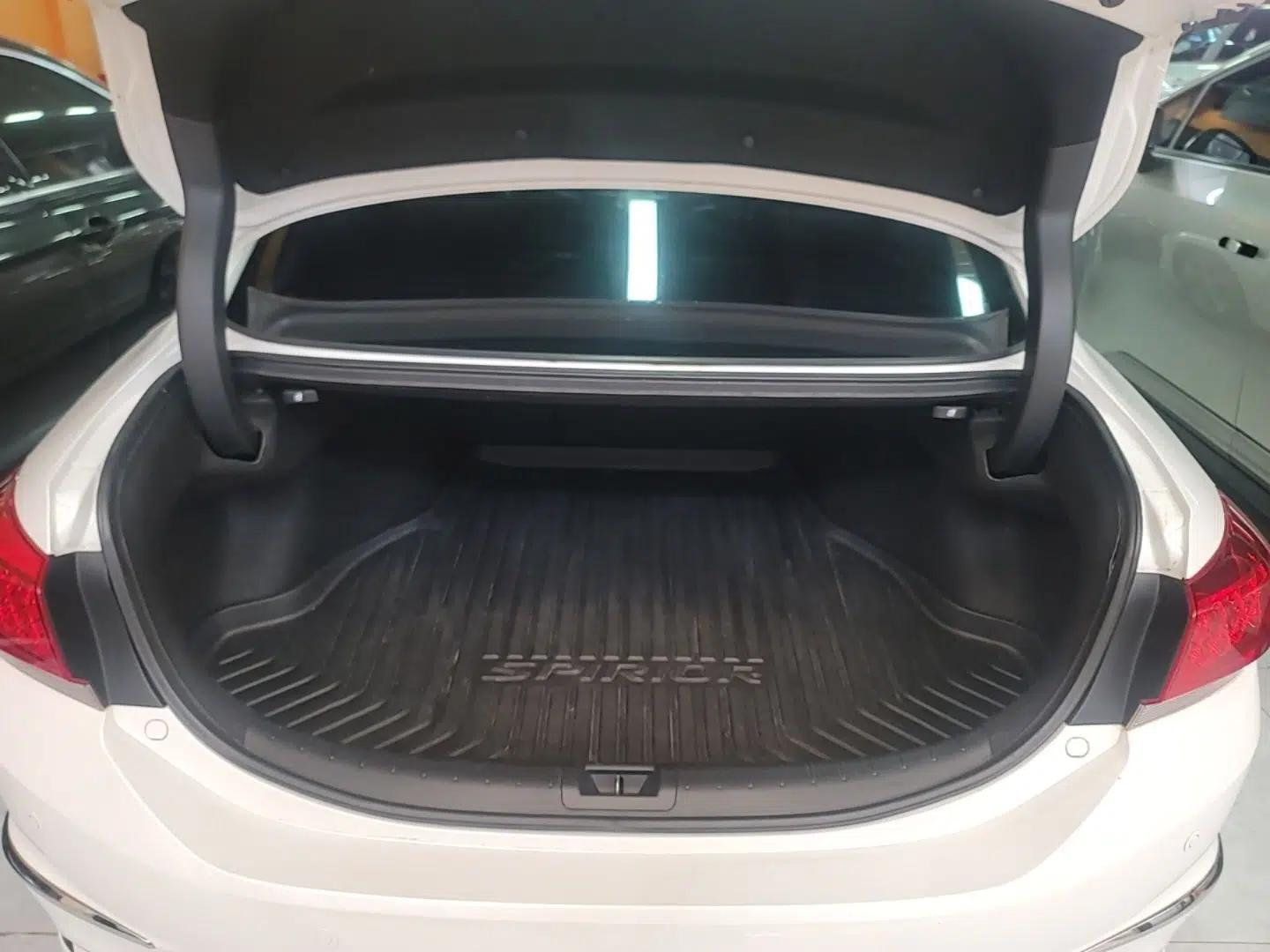 Honda Spirior 2015 2.4L Prestige Edition — миниатюра 22