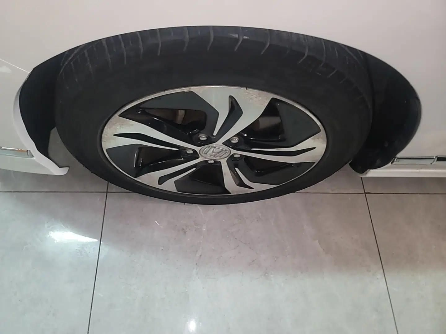 Honda Spirior 2015 2.4L Prestige Edition — миниатюра 10