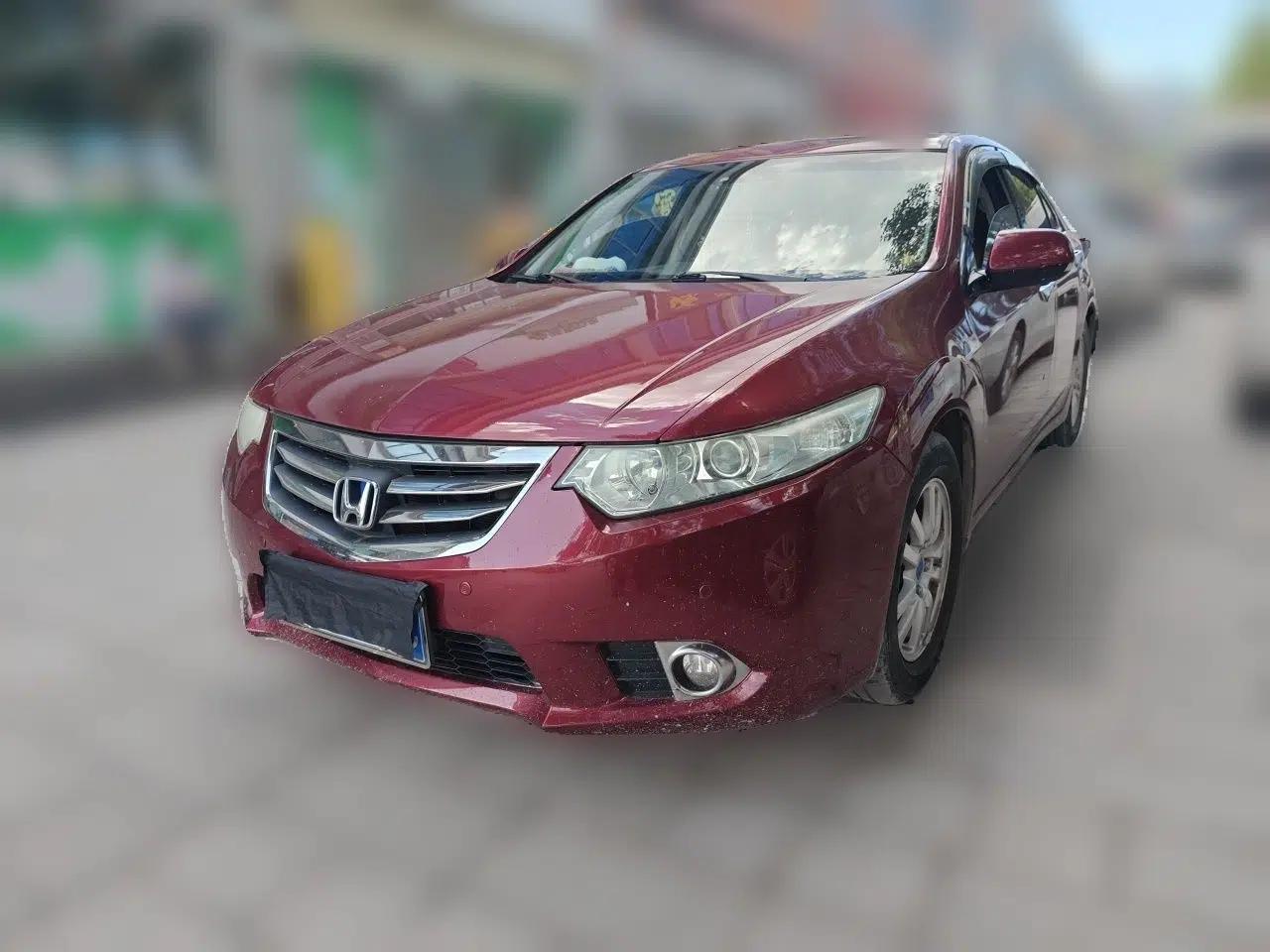 Honda Spirior 2013 2.0L Luxury Edition — миниатюра 1