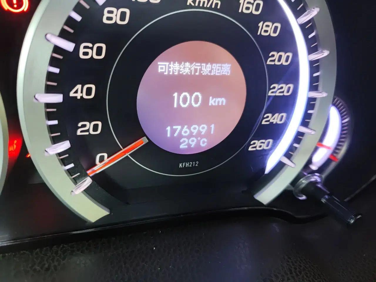 Honda Spirior 2009 2.4L Luxury Edition — миниатюра 12