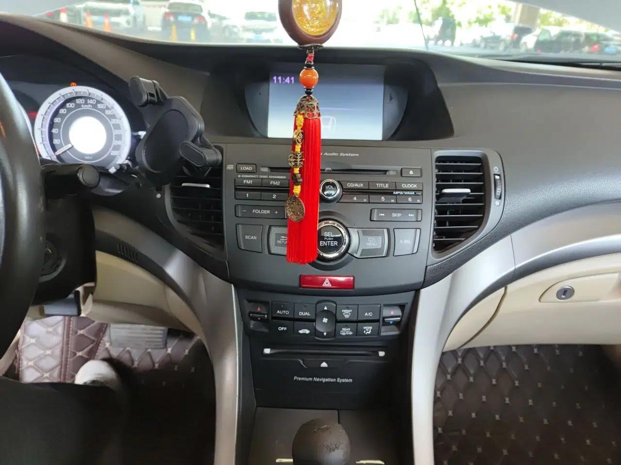 Honda Spirior 2009 2.4L Luxury Edition — миниатюра 13