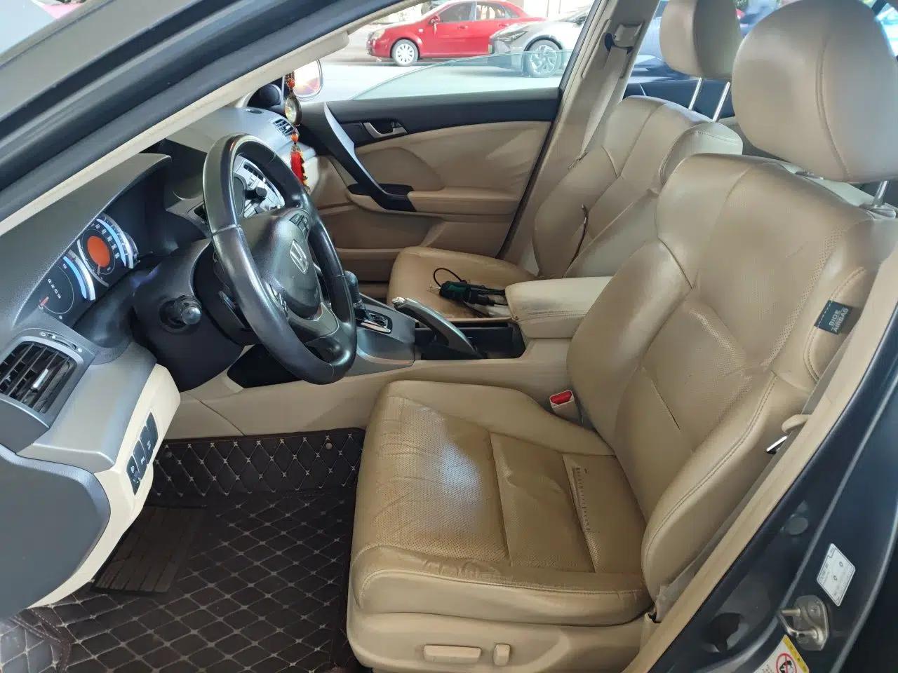 Honda Spirior 2009 2.4L Luxury Edition — миниатюра 15