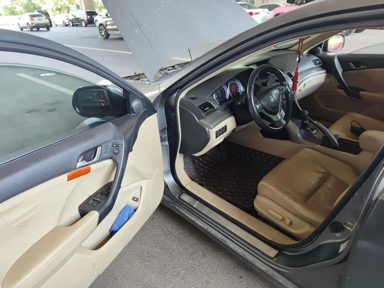 Honda Spirior 2009 2.4L Luxury Edition — миниатюра 16