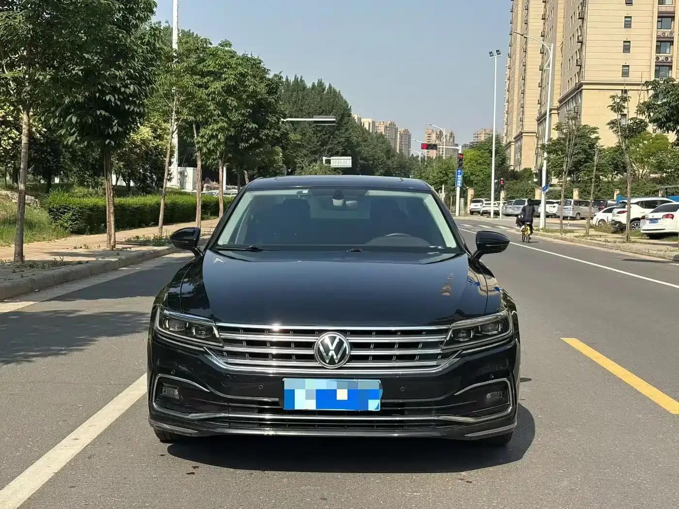 Phideon 2021 380TSI Luxury Edition — миниатюра 2
