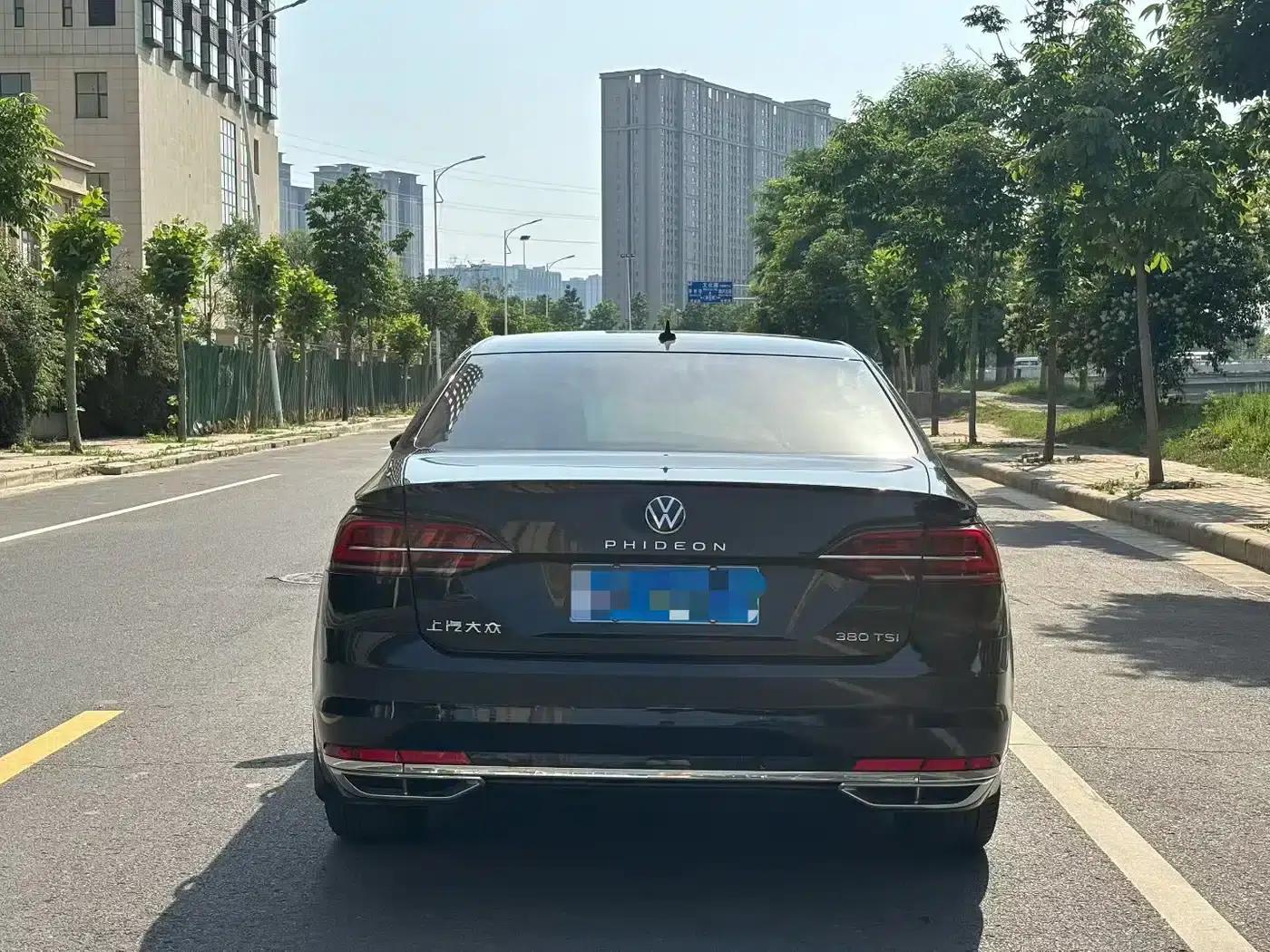 Phideon 2021 380TSI Luxury Edition — миниатюра 8