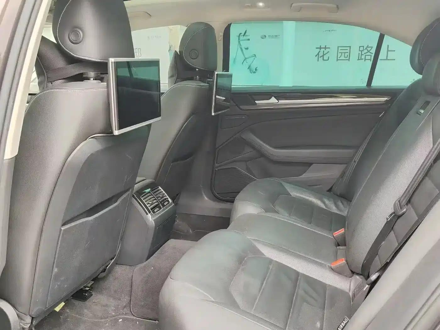 Phideon 2018 Facelift 380TSI 2WD Business Edition — миниатюра 5