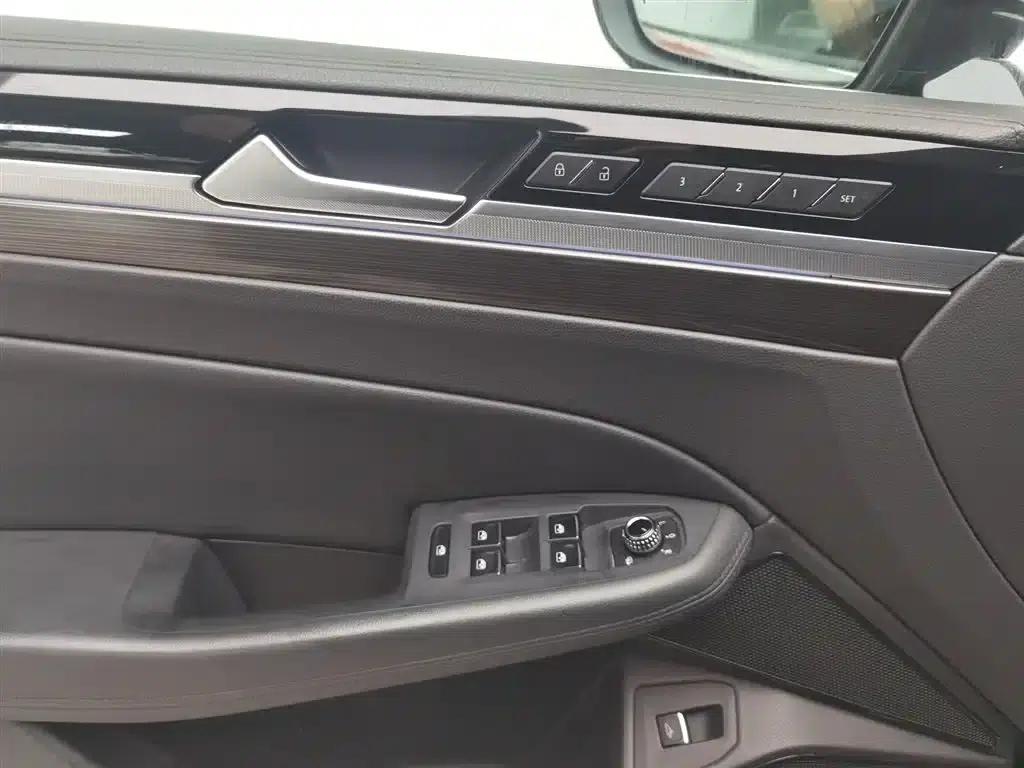 Phideon 2019 380TSI 2WD Business Edition (National V Emission Standard) — миниатюра 9